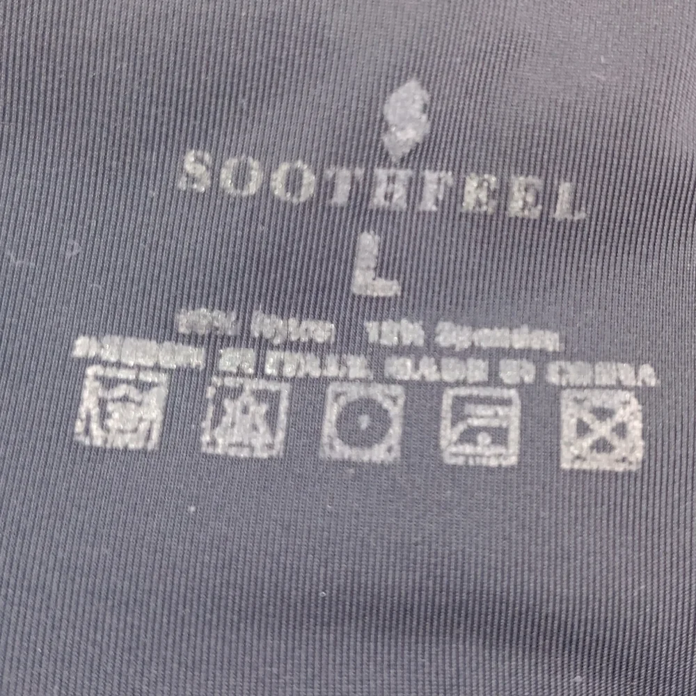 Soothfeel Women's Swim Skirt with Zipper Pockets High Waisted Tummy Control L - Picture 4 of 4